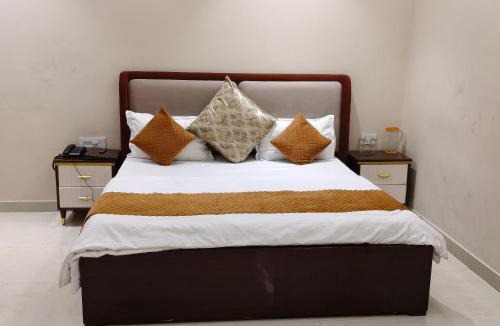 Dehradun Hotel | Hotel Chandraa Celebration ISBT Dehradun
