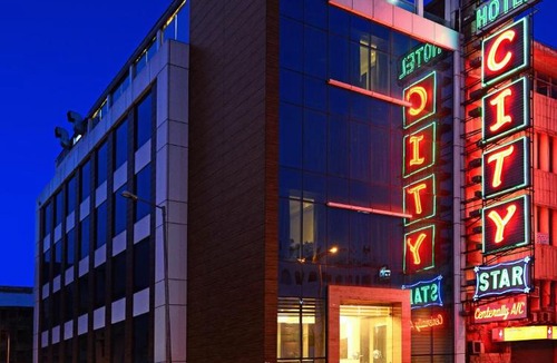 Paharganj Hotel | Hotel City Star, Near Connaught Place & New Delhi Railway Station, with Free Airport Pickup
