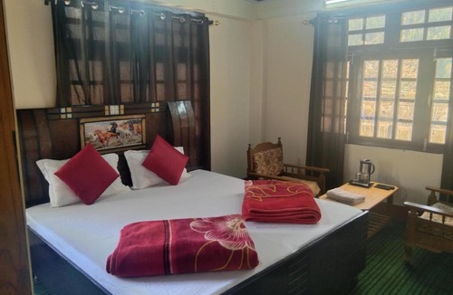 Sangla Bed & Breakfast | Hotel Classic