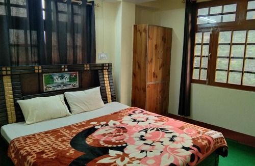 Sangla Bed & Breakfast | Hotel Classic