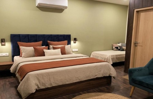 Zirakpur Hotel | Hotel CLR Suites Near Town Square Mall, Zirakpur