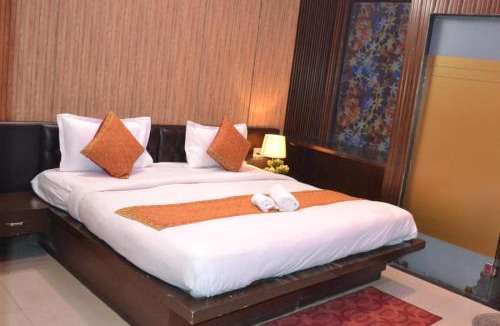Vasundhara Hotel | Hotel Crown Palace - Hotel in Vasundhara Sector 5