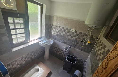 Kargil Hotel | Hotel D Latti