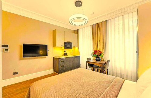 Varanasi House | Hotel Devanshi Villa