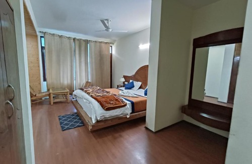 Aleo Hotel | Hotel Devlok regency