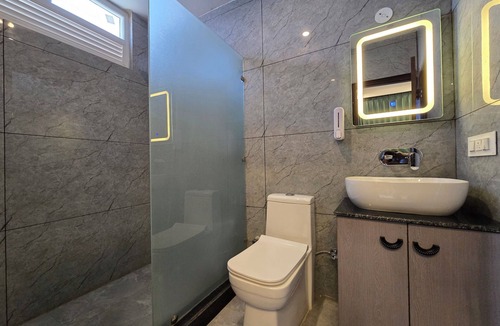 Kumarhatti Hotel | Hotel Divshikha