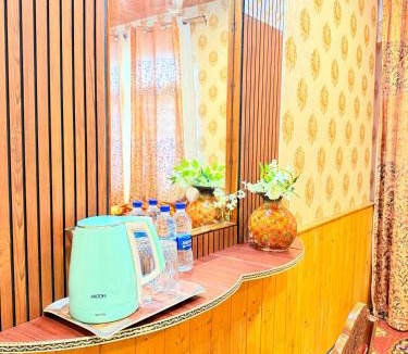 Rajbagh Hotel | Hotel Fazil Nageshgeri
