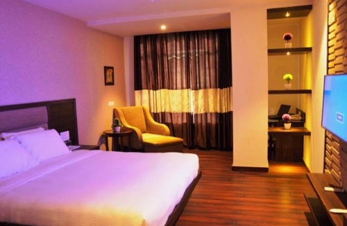 Sikar Hotel | HOTEL FORTUNE BLUE