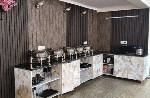 Noida Hotel | Hotel Fortune Home Residency Near Spectrum Mall Sector 72