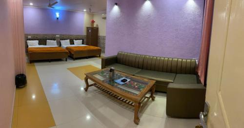 Dehradun Hotel | Hotel Galaxy
