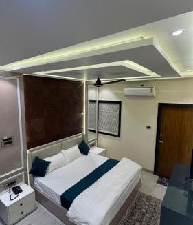 Sanawad Hotel | Hotel Gatik Inn