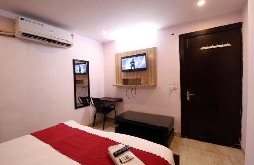 Vasundhara Hotel | Hotel Golden inn Sector 15