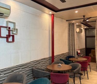 Mohali Hotel | Hotel Golden Star