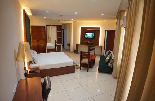 Paonta Sahib Hotel | Hotel Grand Riviera