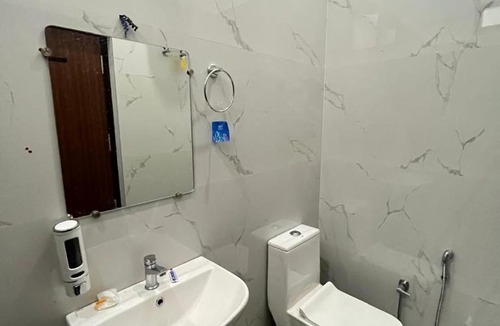 Green Park Hotel | Hotel Green Apple - Green Park Metro