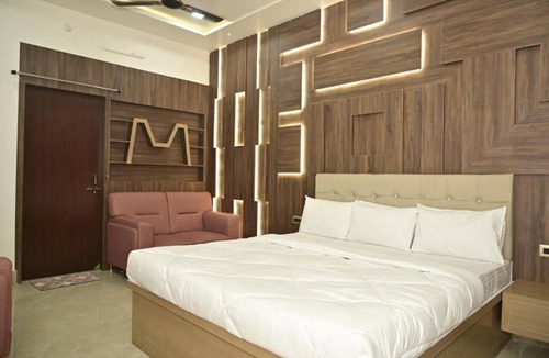 Raipur Hotel | Hotel Green Crystal