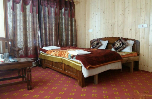 Laripora Hotel | Hotel Gulfam Palace