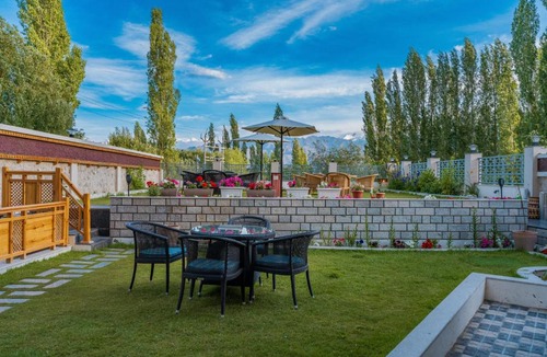 Leh Hotel | Hotel Gyalpo Residency - A Mountain View Luxury Hotel in Leh