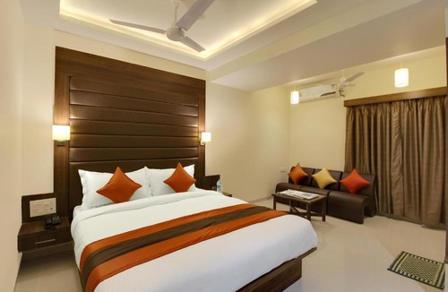 Paldi Hotel | Hotel Heritage - Near Navrangpura
