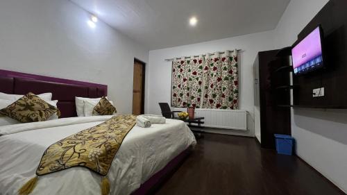 Pahalgam Hotel | Hotel Hills Heaven