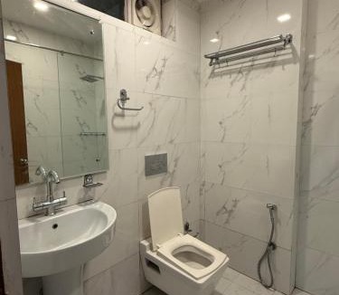 The Mall Road Hotel | Hotel India