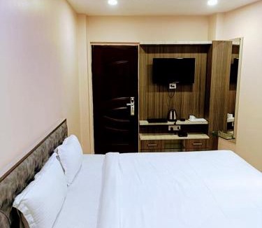 Dumka Hotel | HOTEL JD INN & The Cuisine Restaurant