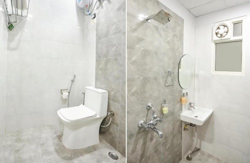 New Delhi Hotel | Hotel Jeet Palace Near Laxmi Nagar Metro Station
