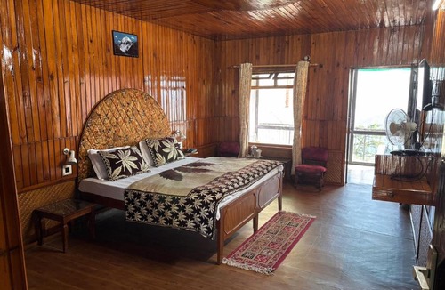 Kausani Hotel | Hotel Jeetu Managed By The Bro'S Hotels