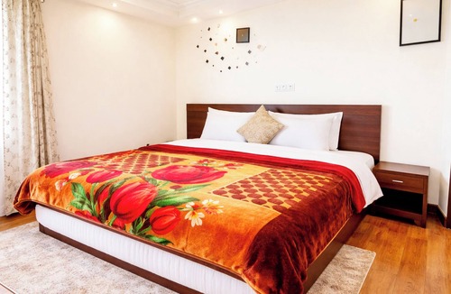 The Mall Road Hotel | Hotel Kaafal Homestay Mussoorie