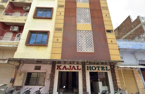 Nathdwara Hotel | HOTEL KAJAL 966O9O1OO6 Just 150mtr from Shreenathji temple By SK