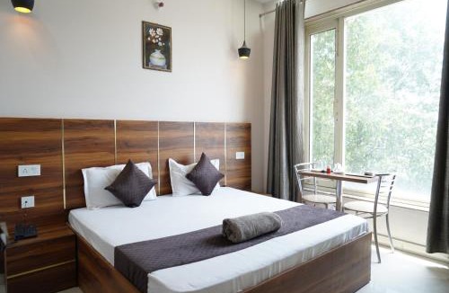 Zirakpur Hotel | hotel kartik zirakpur chandigarh