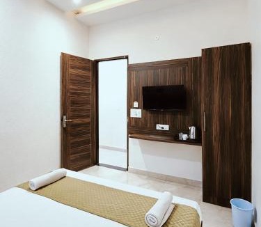 Amritsar Hotel | Hotel KR Near Golden Temple
