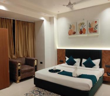Haldwani Hotel | Hotel Kutumb Vatika