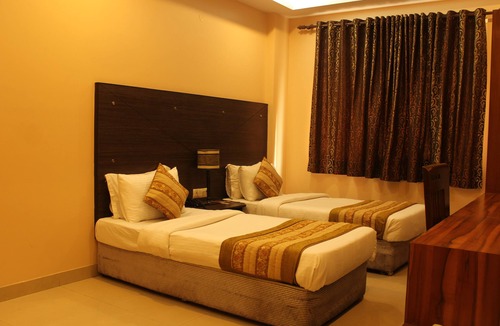 Karol Bagh Hotel | Hotel Kyron