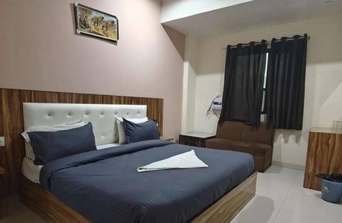 Haridwar Hotel | HOTEL LA PLAZO