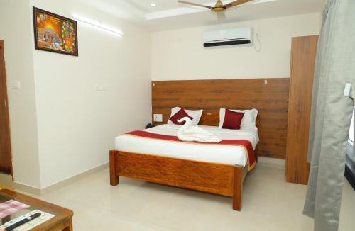 Tirupati Hotel | Hotel Lakshmi Balaji Residency Inn