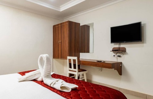 Egmore Hotel | Hotel Lakshmi Grand