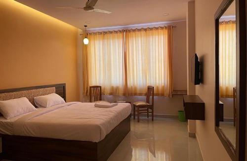 Honavar Hotel | Hotel LAVENDER ELITE