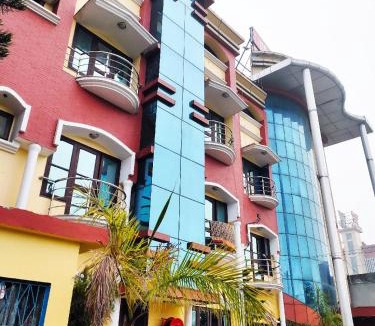 Dehradun Hotel | Hotel Laxmi Palace Near ISBT Dehradun