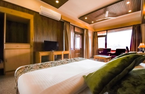Baddi Hotel | Hotel Le Mariet