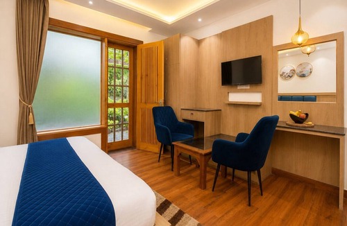 Bathri Hotel | Hotel Luxeevista By Navodayans