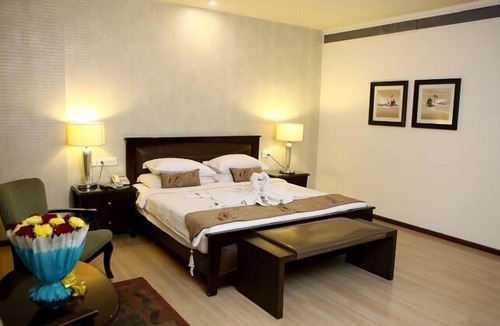Jalandhar Hotel | Hotel M1