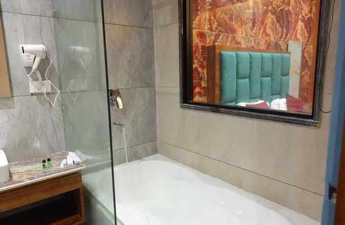 New Delhi Hotel | Hotel M2M Narela