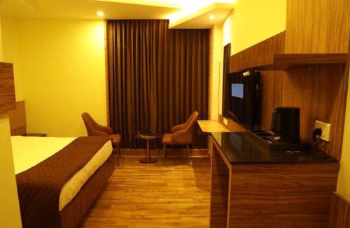 Pudukkottai Hotel | Hotel Maaris