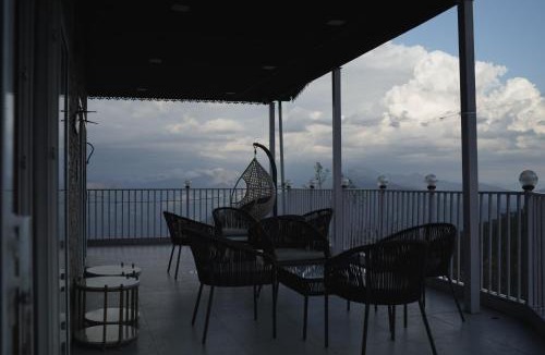 Tehri Hotel | Hotel Maheshwari Tehri