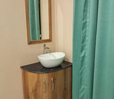Sualkuchi Hotel | Hotel Maple Lawn