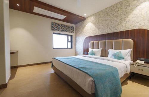 Raipur Hotel | Hotel Meeravill