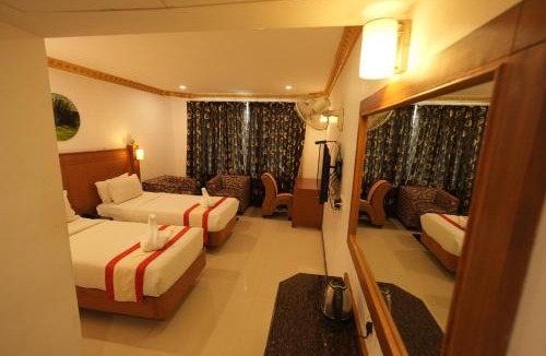 Palayankottai Hotel | Hotel Meridian Inn