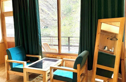 Kasol Hotel | Hotel Mid Orchard Kasol (Riverside)