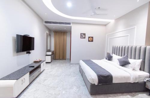Nawanshahr Hotel | Hotel Miracle Resort